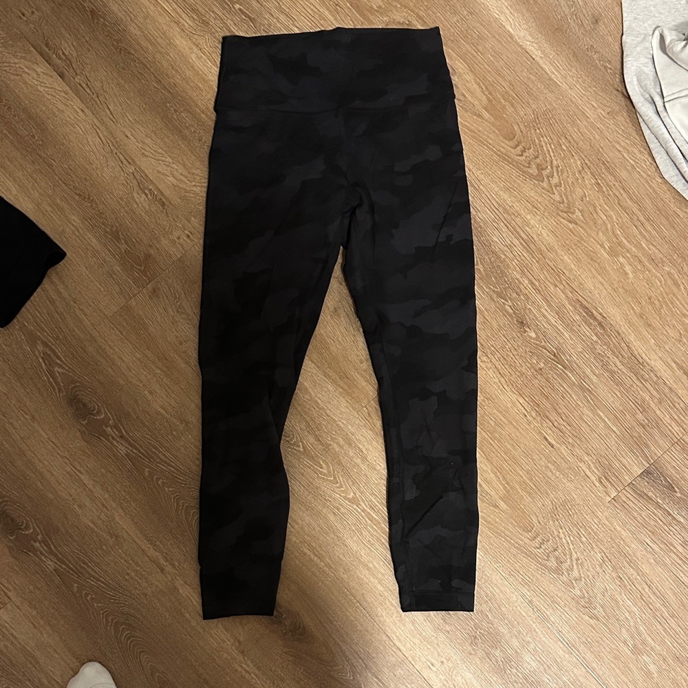 Lululemon Black Camouflage Leggings